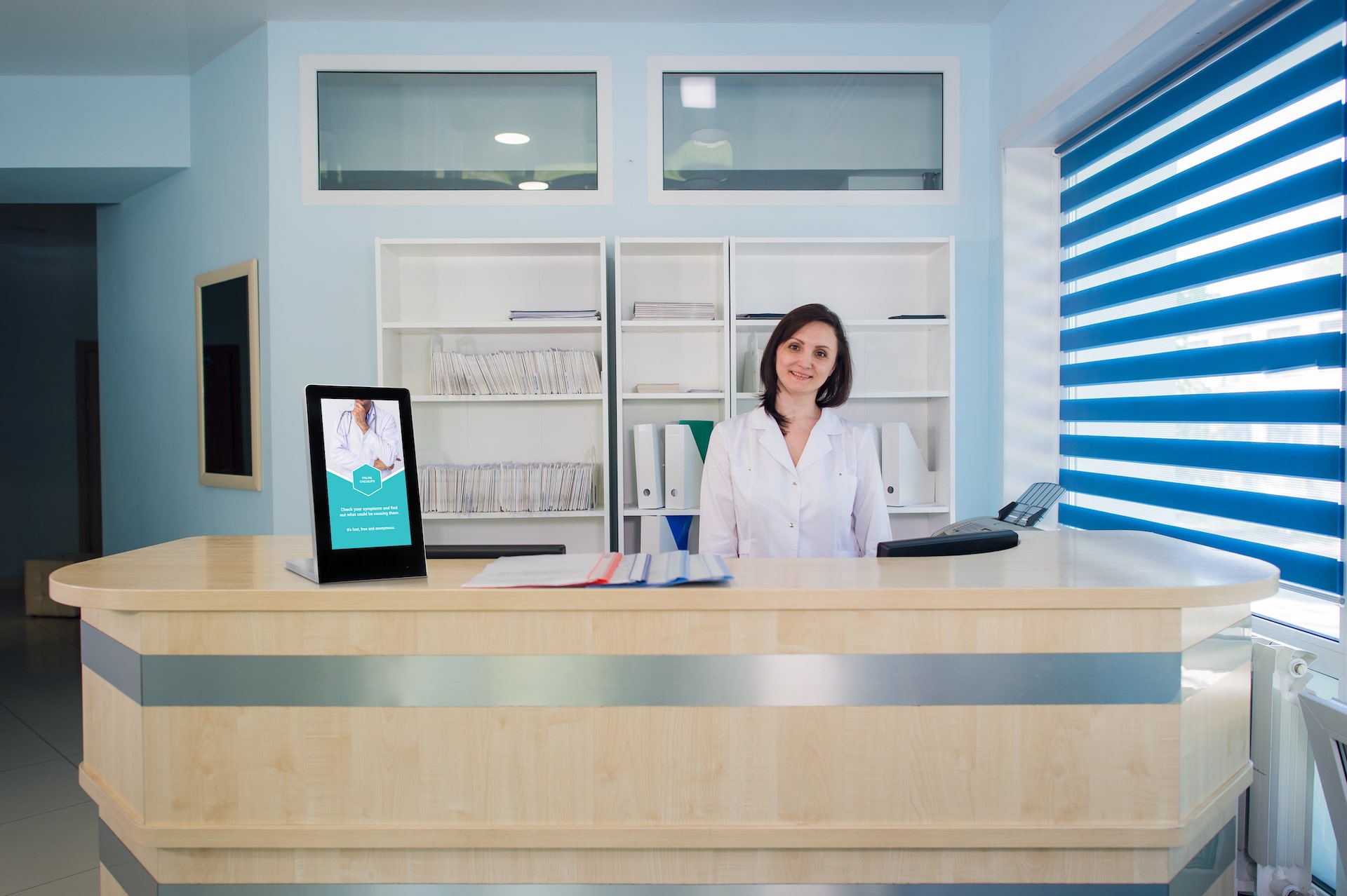 digital table tent in doctor office
